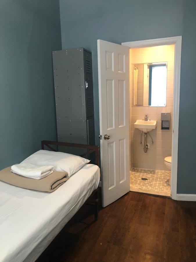 Chelsea International Hostel New York Exterior photo